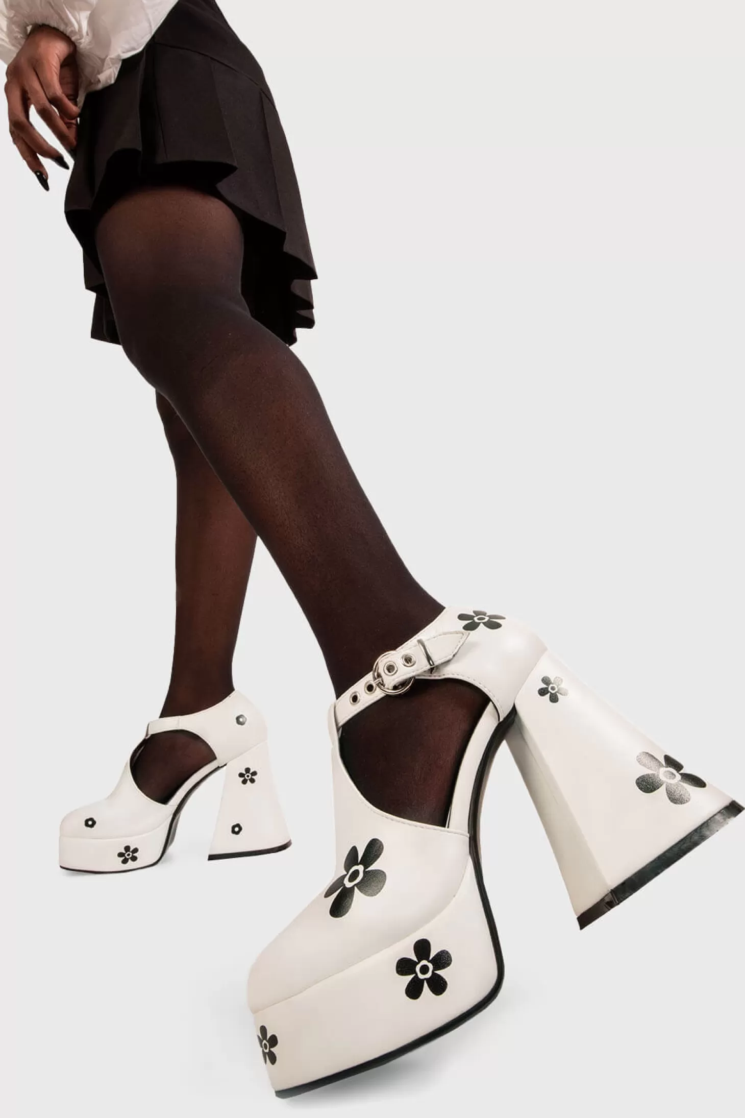 lamodawebsite Plate-Forme*Please Don'T Go Platform Heels