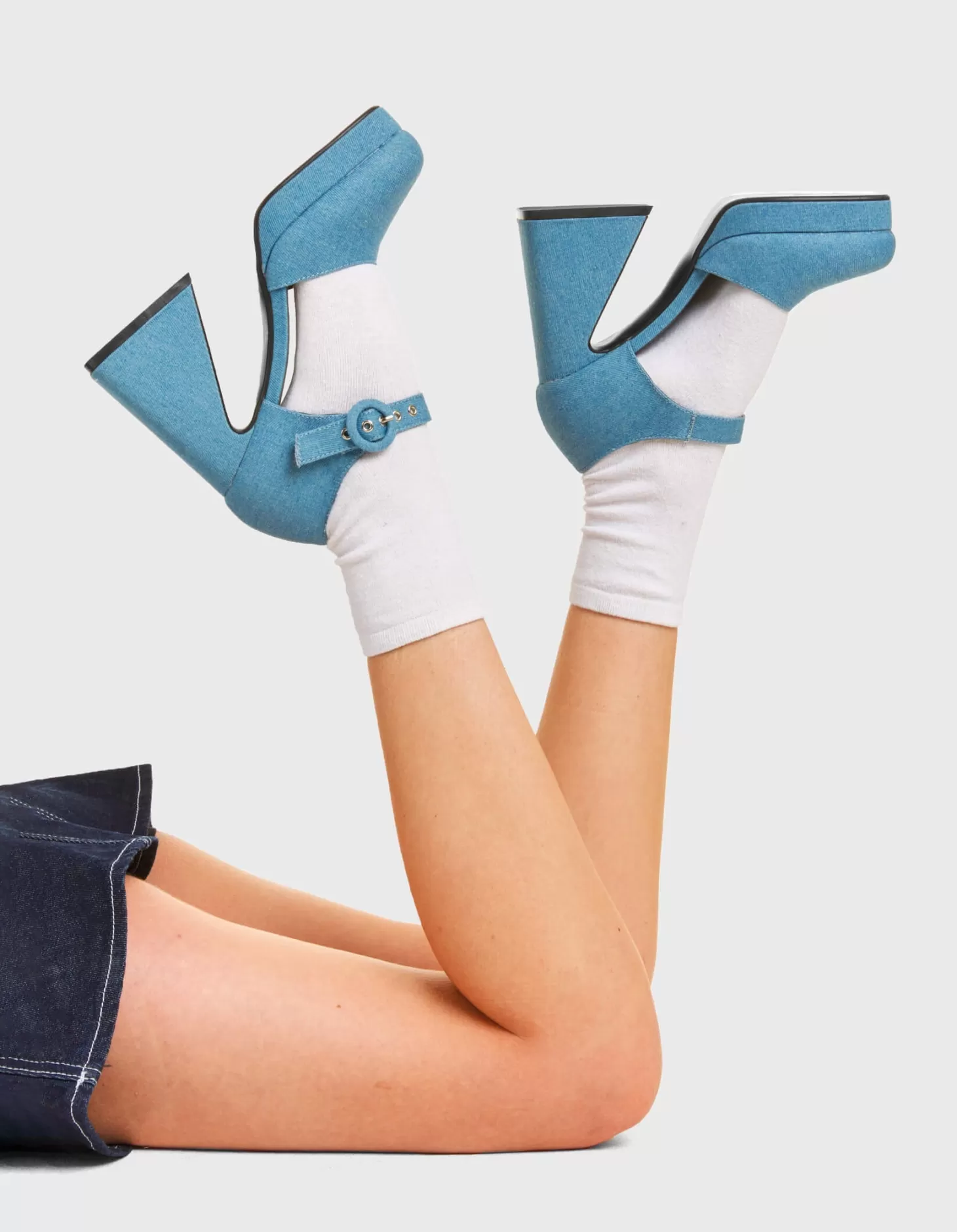 lamodawebsite Plate-Forme*Undeniable Platform Heels