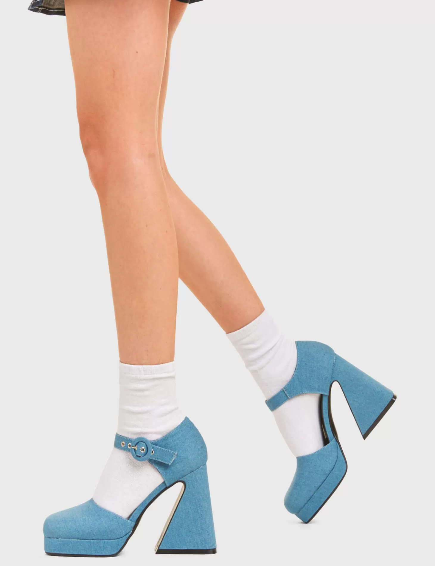 lamodawebsite Plate-Forme*Undeniable Platform Heels